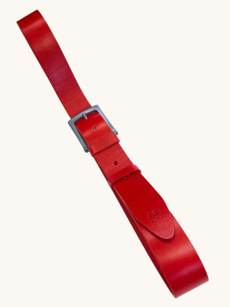 Red leather belt with burnished buckle 4 cm