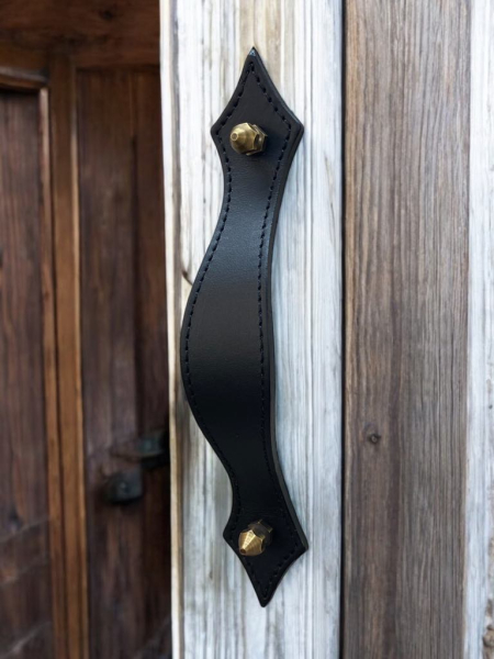Stitches Furniture Handle antique hexa screws
