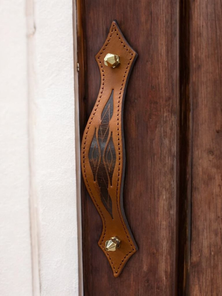Furniture Stylish Handle Sewn Gold Hexa Screws