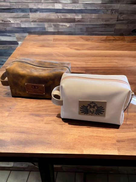 Custom leather toiletry bag for woman