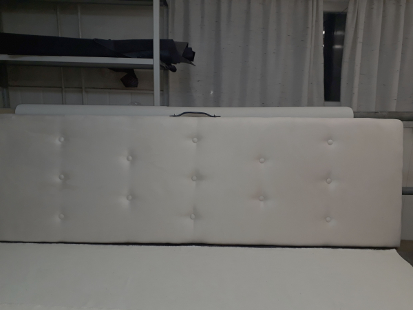 Upholstery with natural leather